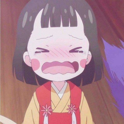 警察劝架被撒狗粮